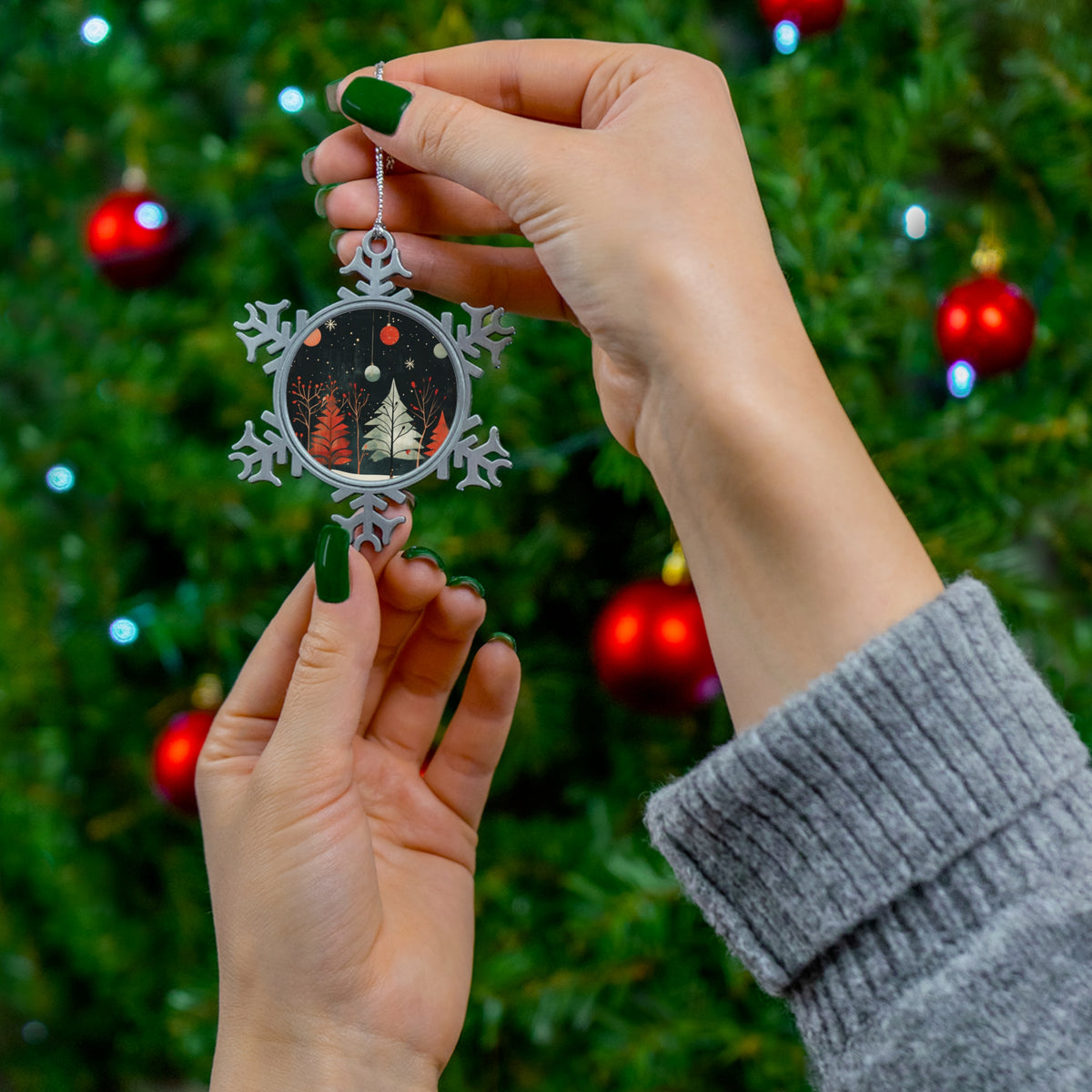 Christmas Nostalgia - Pewter Snowflake