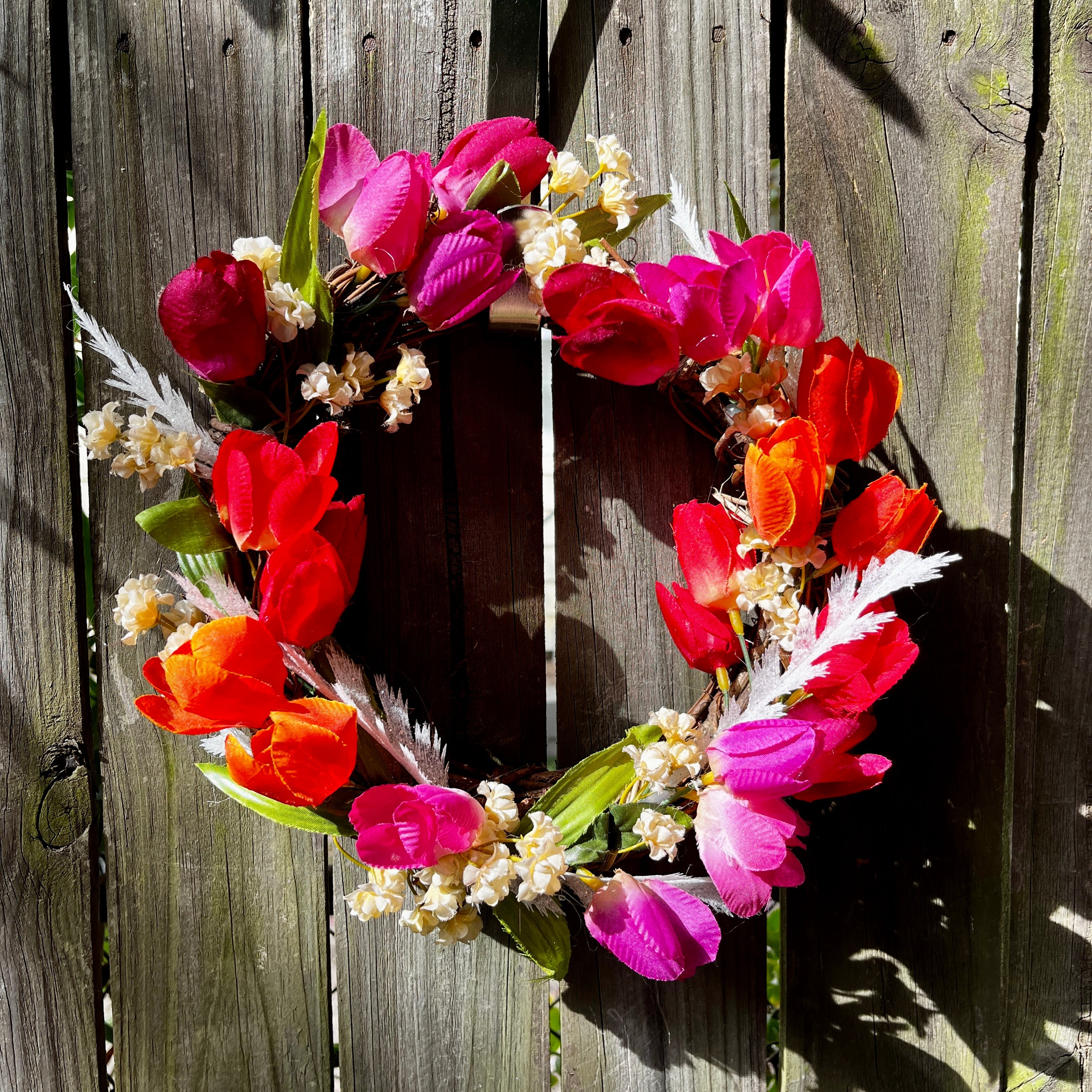 Cheerful Tulip Wreaths